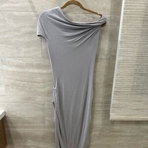 Paris Georgia off-shoulder jersey dress size XS/S